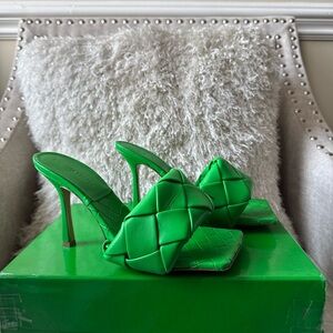 Bottega Veneta Vibrant Green Quilted Heels